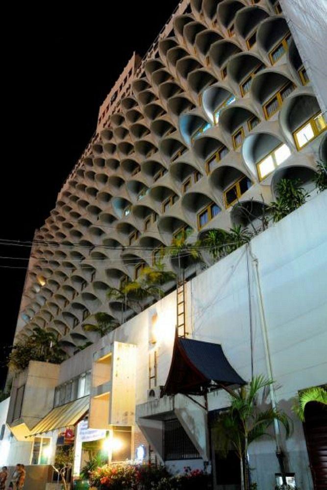 Amarin Nakorn Hotel Phitsanulok Exterior photo